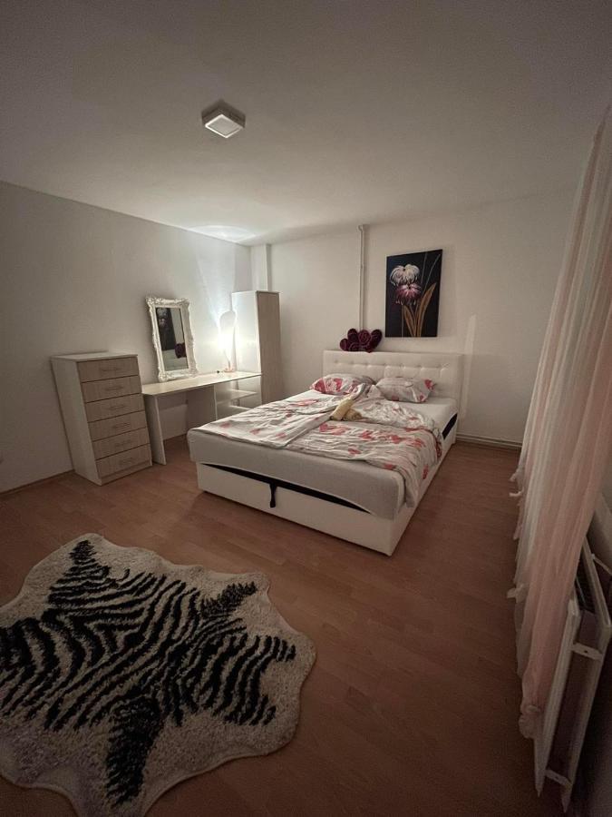 투즐라 Apartman City 아파트 외부 사진